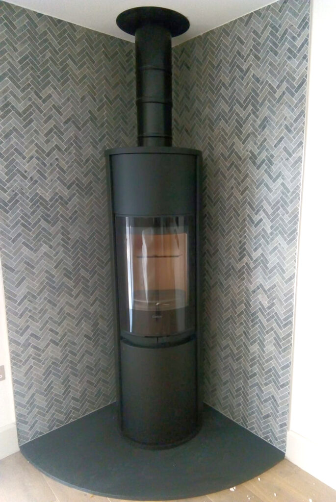 Contura 690G